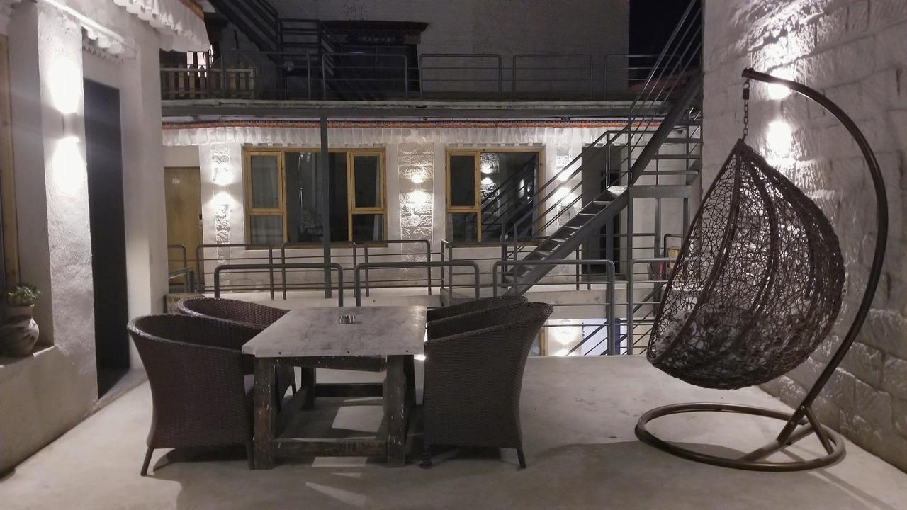 Fengma Feiyang Hostel Λάσα Εξωτερικό φωτογραφία